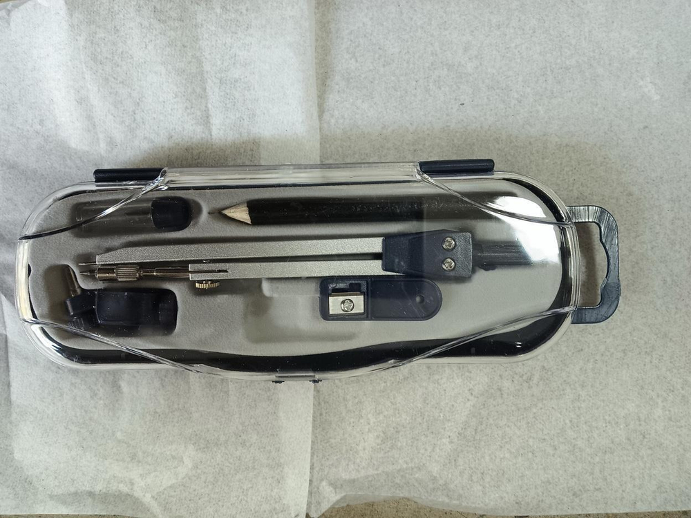 Циркуль 2в1: стержни и насадка под карандаш в наборе, точилка, пласт.футляр