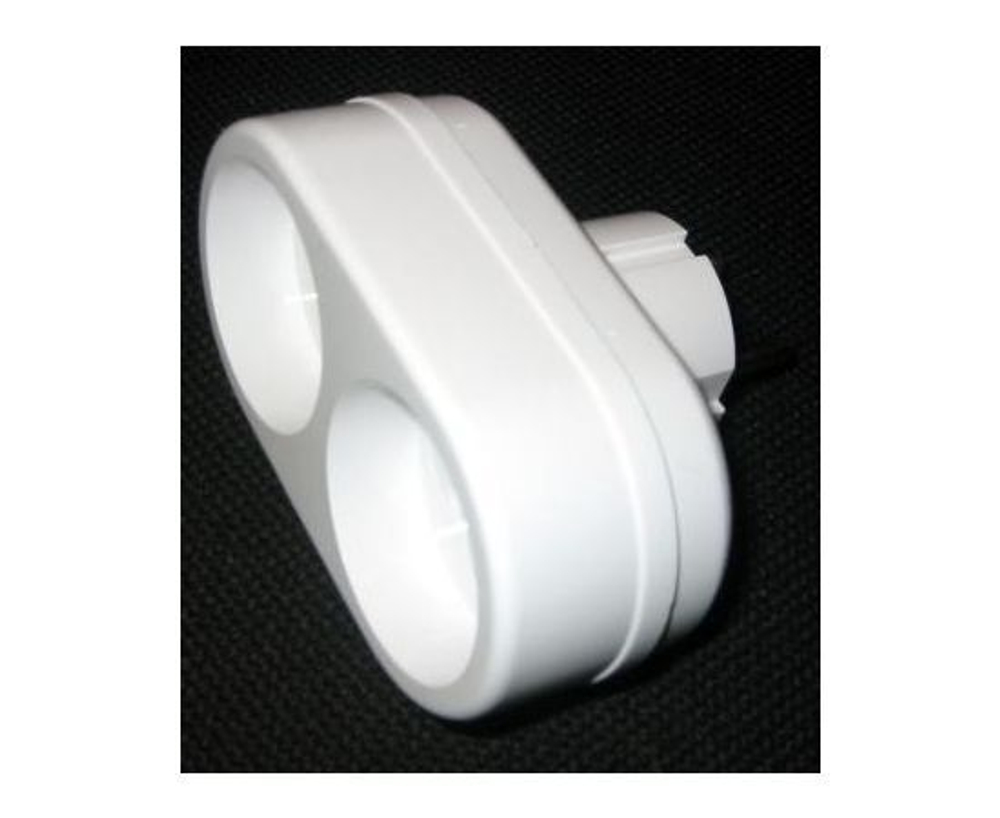 TOKER 2Т разветвитель (тройник) 2 розетка 6А белый (линейный) ИУ (аналог код 758069)