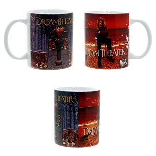 Кружка Dream Theater солист сидит на стуле на берегу океана (812)