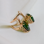 Серьги с крупным триллионом