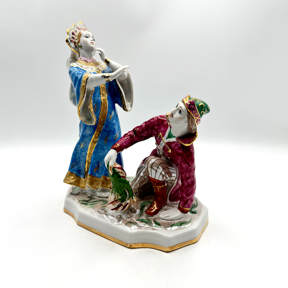 Царевна-лягушка. Статуэтка фарфоровая. Автор Богданова О. М.СССР Дулево. 1970-егг. Ручная роспись, з