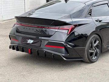 Диффузор заднего бампера с LED-лампой Hyundai Elantra 2023+