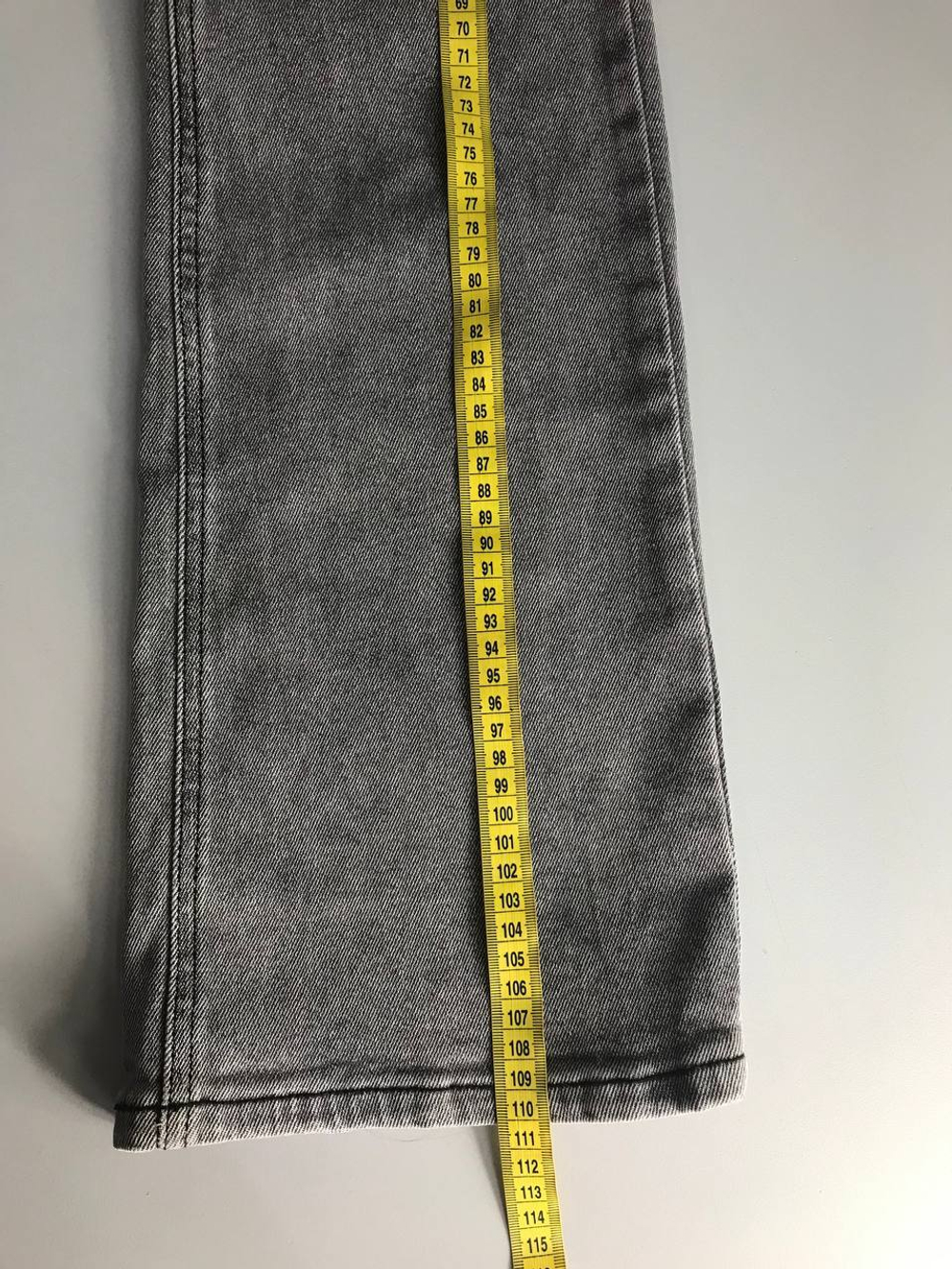 Джинсы Befree модного цвета, маркировка S, визуально на 44 размер