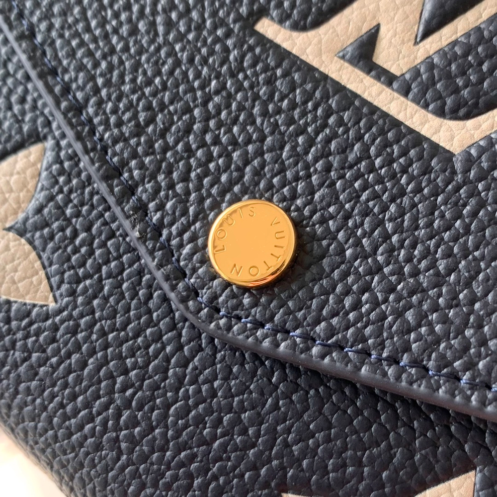 Louis Vuitton Sarah Wallet
