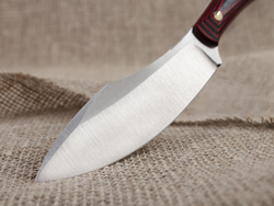 Нож для бушкрафта "Канадец", сталь VG-10/Elmax, рукоять G10 (красная)