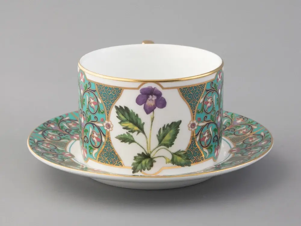 Подарочный набор чашка с блюдцем 250 мл, форма Соло, рисунок, Фиалка надрезанная, арт. 81.32656.00.1