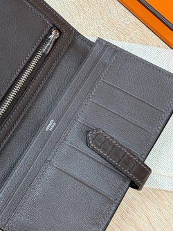 Кошелек Hermes из кожи крокодила