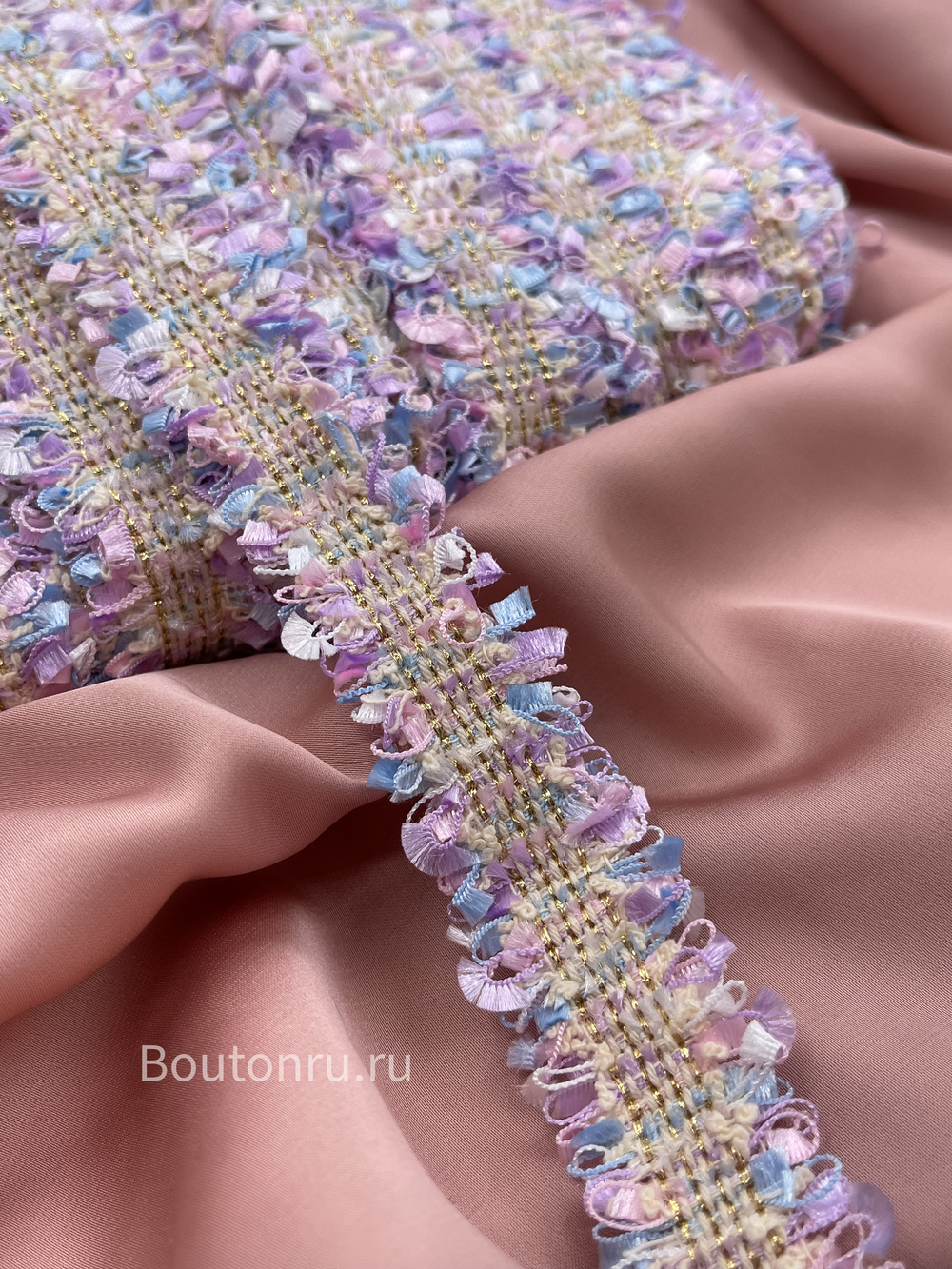 Тесьма сиреневая (фиолетовая) с золотым люрексом