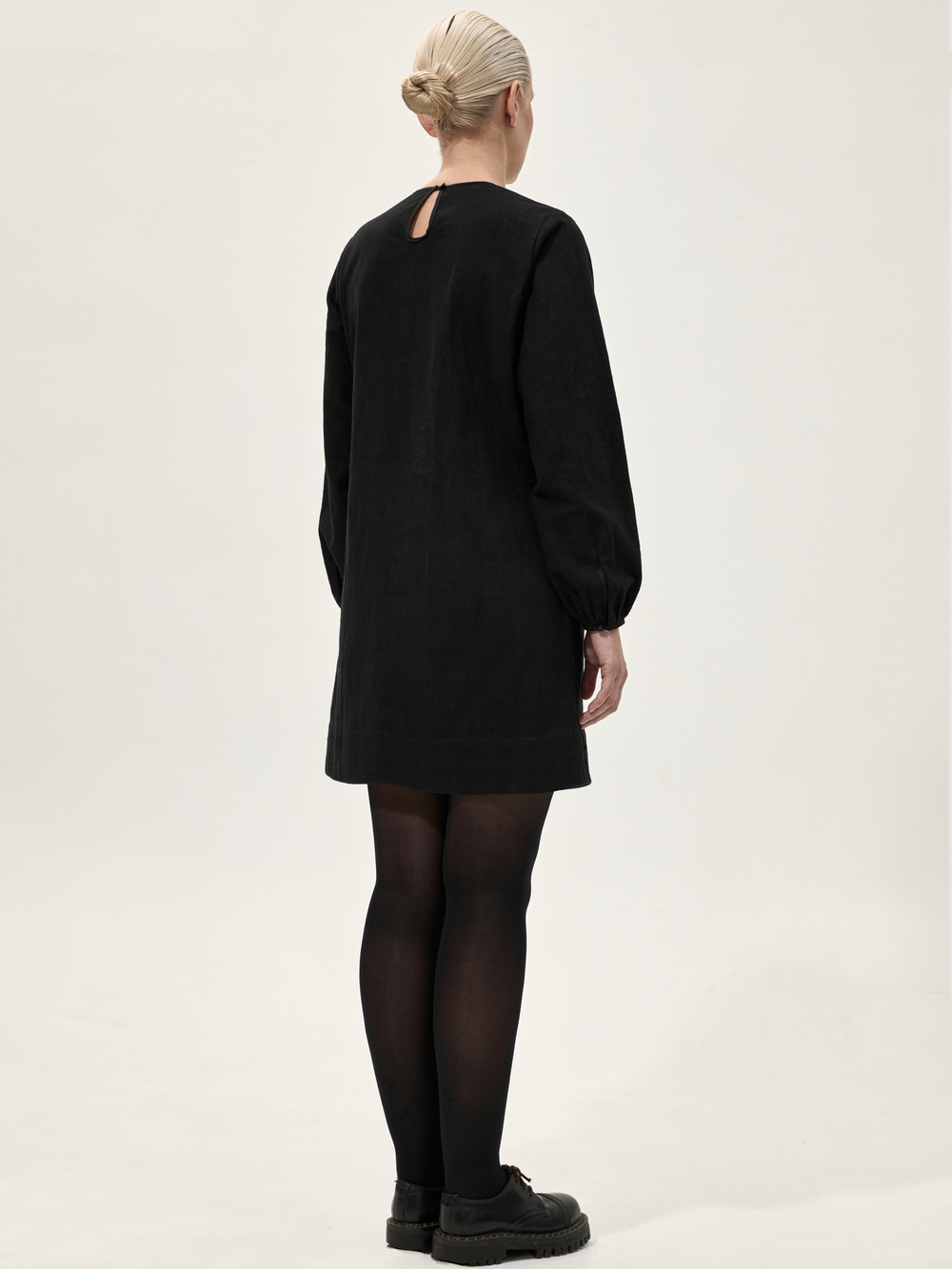 Платье с тесьмой и набойкой "Народное". Черное