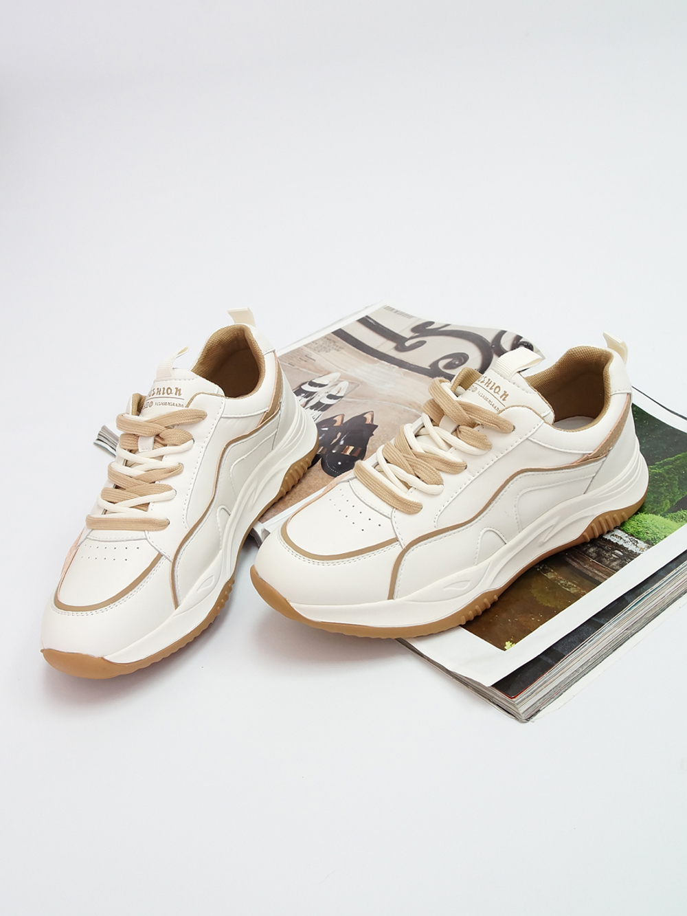 Кроссовки женские демисезонные