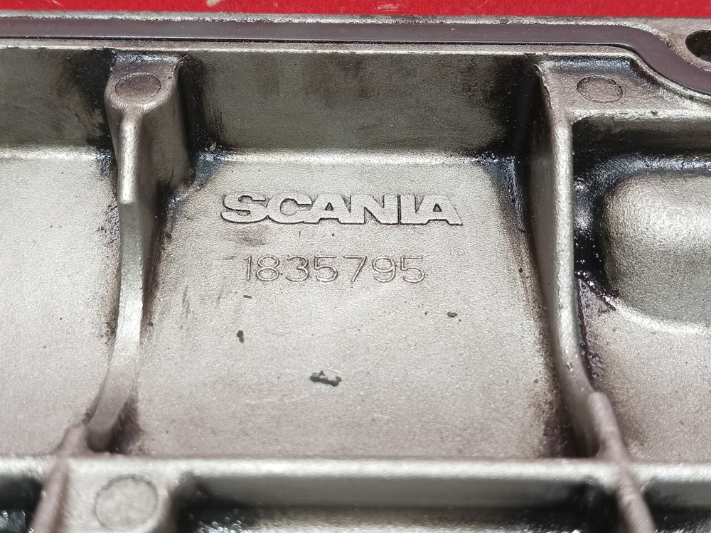 Крышка блока цилиндров