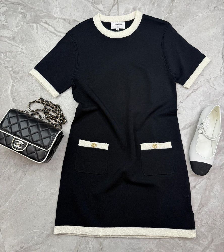 Платье CHANEL