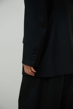 Жакет двубортный