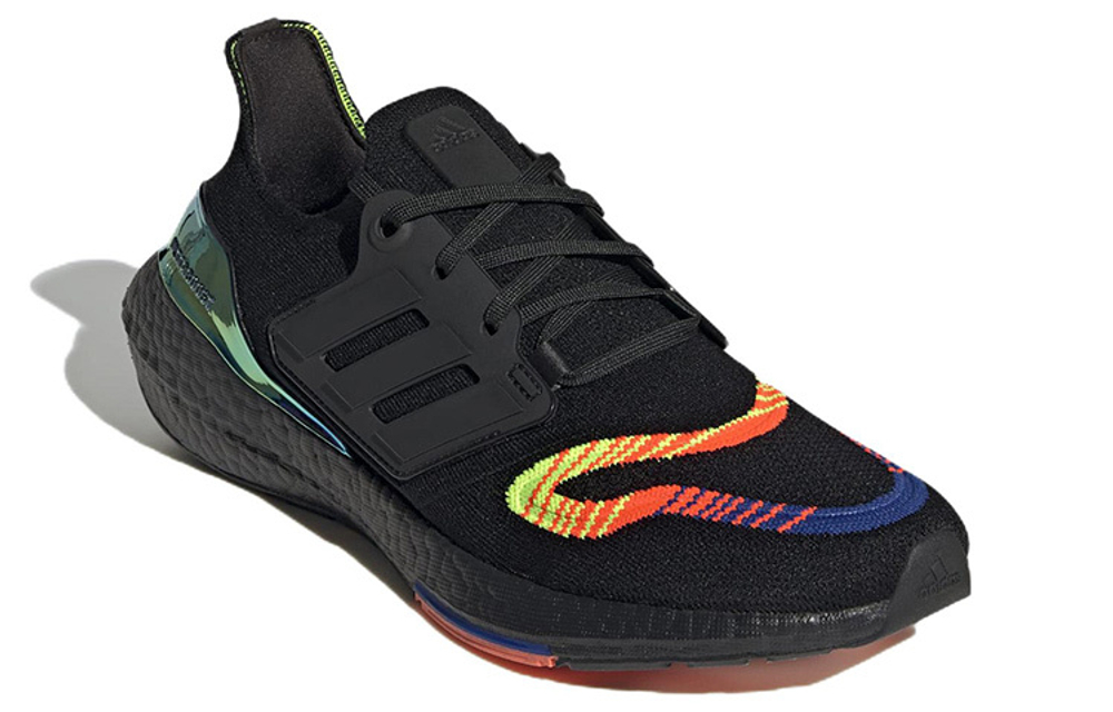 Кроссовки Adidas Ultraboost 22