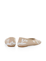 Туфли MARC CAIN COLLECTIONS YC SF.06 M60 153 в бежевом цвете с принтом