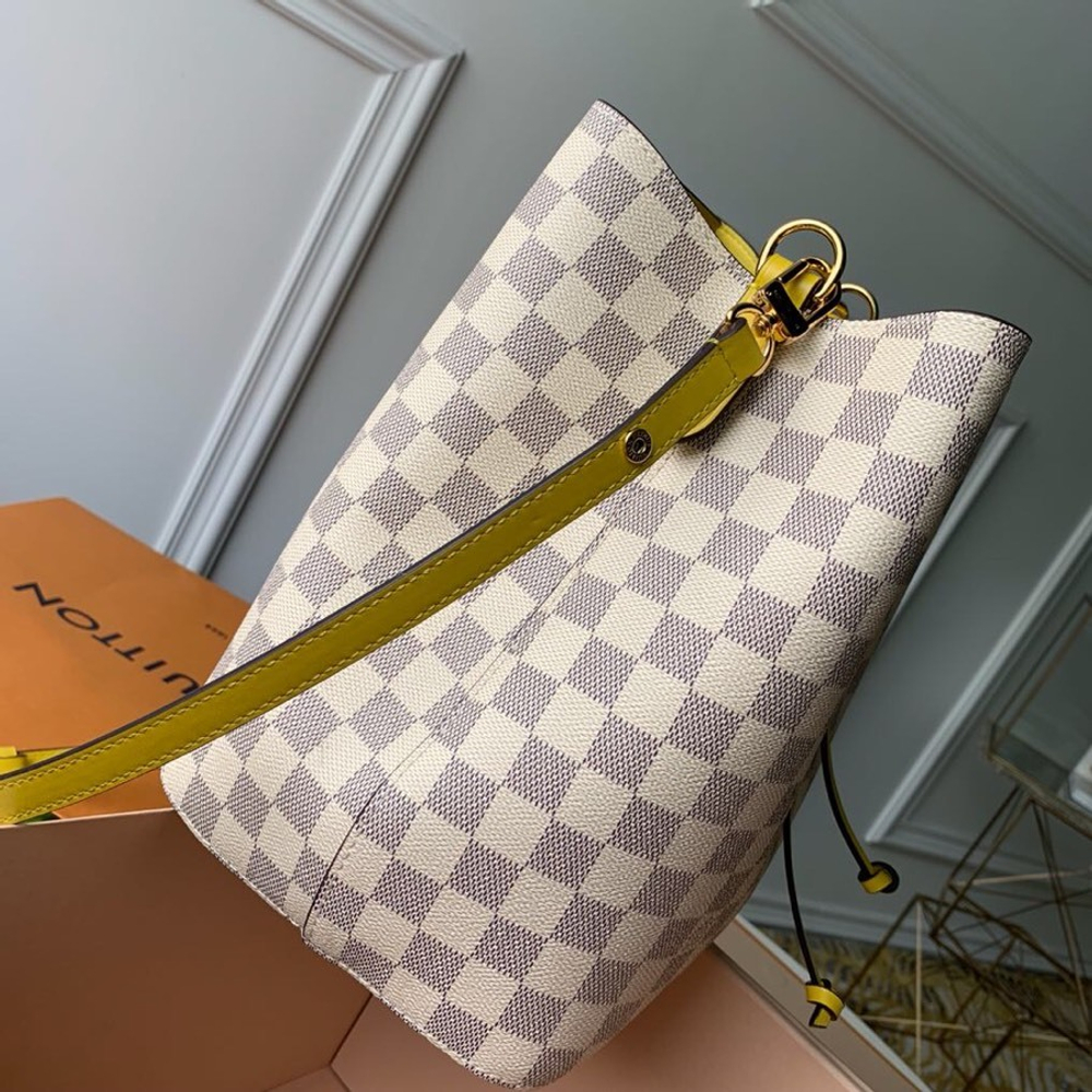 Louis Vuitton NeoNoe MM