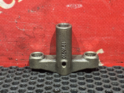 Коромысло клапана 2021г.