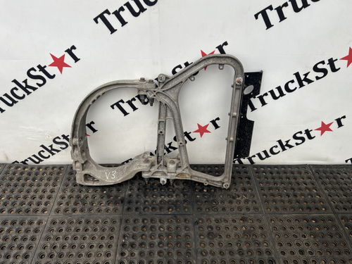 Кронштейн глушителя