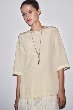 ZARA ТОП ИЗ ШЕЛКА С КОРОТКИМИ РУКАВАМИ — ZW COLLECTION LIMITED EDITION, ЦВЕТ СЛИВОЧНОГО МАСЛА