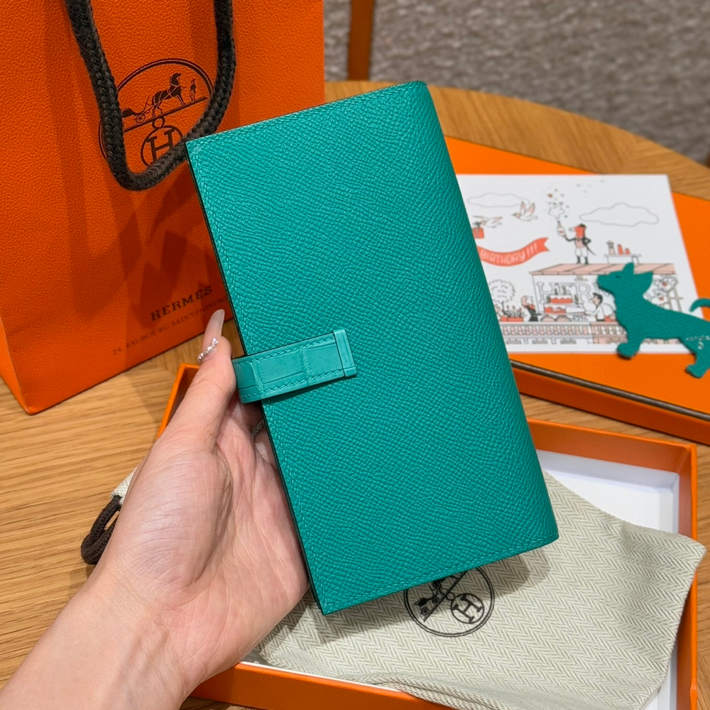Hermes Bearn Wallet