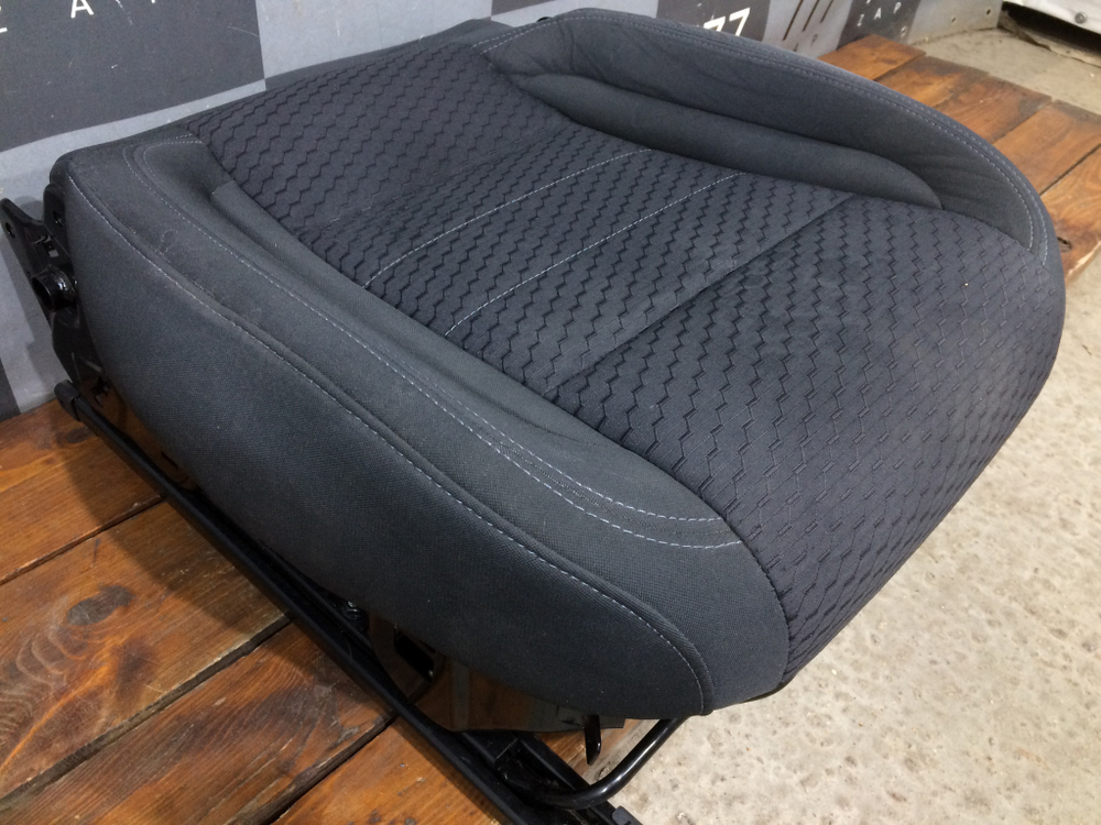 Подушка каркас сиденья переднего Haval F7 1 19-24 Б/У Оригинал 6901105XKN04B