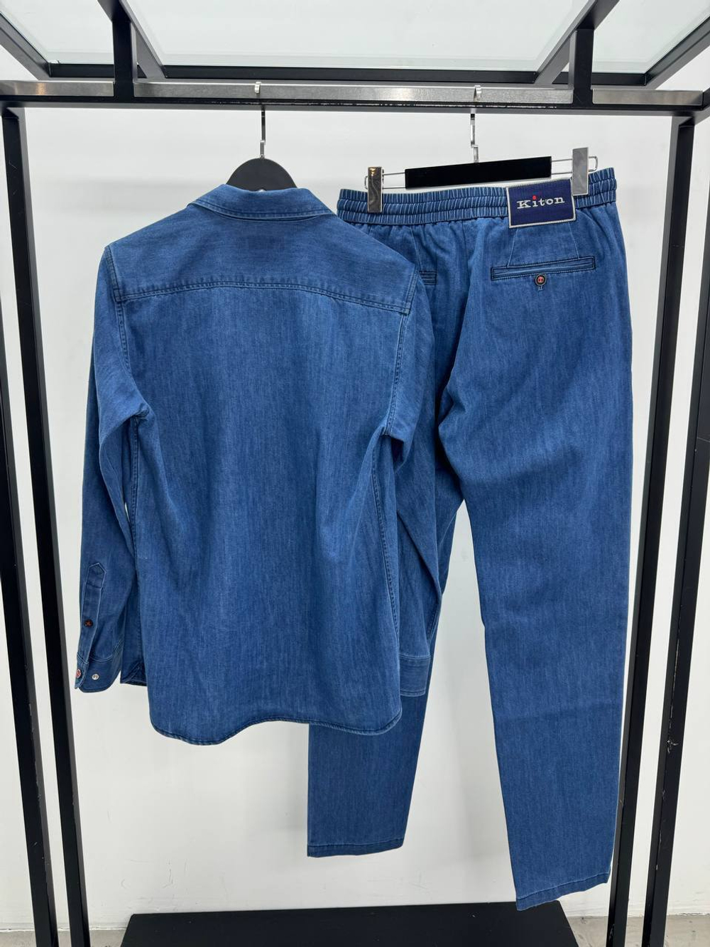 Джинсовый костюм Kiton