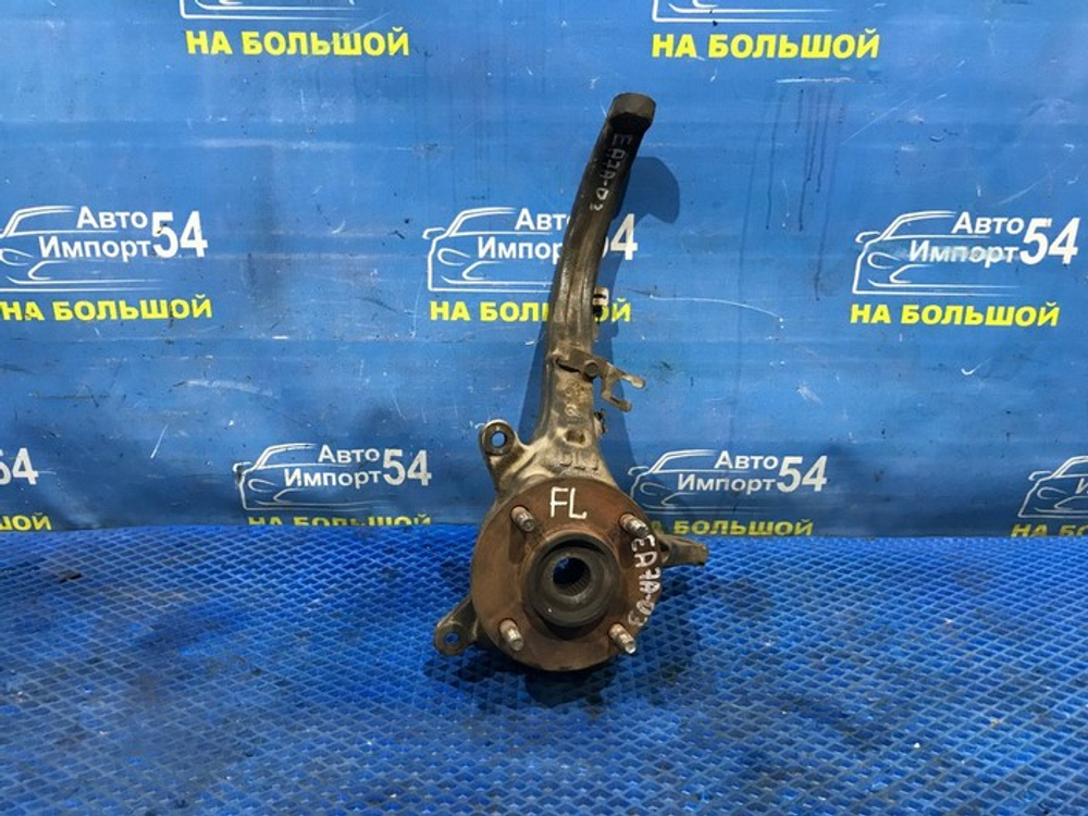 Ступица передняя левая MITSUBISHI GALANT 2002