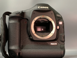 Canon EOS-1 Mark IV 148.160 кадров