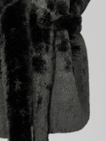 Жилетка Анжелика однотонная меховая с высоким горлом и поясом