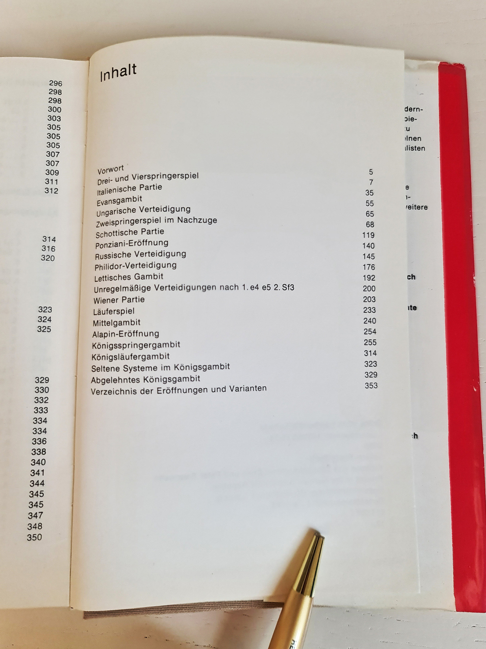 "Dreispringerspiel bis Konigsgambit". P.Keres. 1974 г.