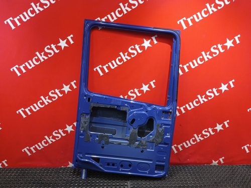 Дверь левая 2018г.