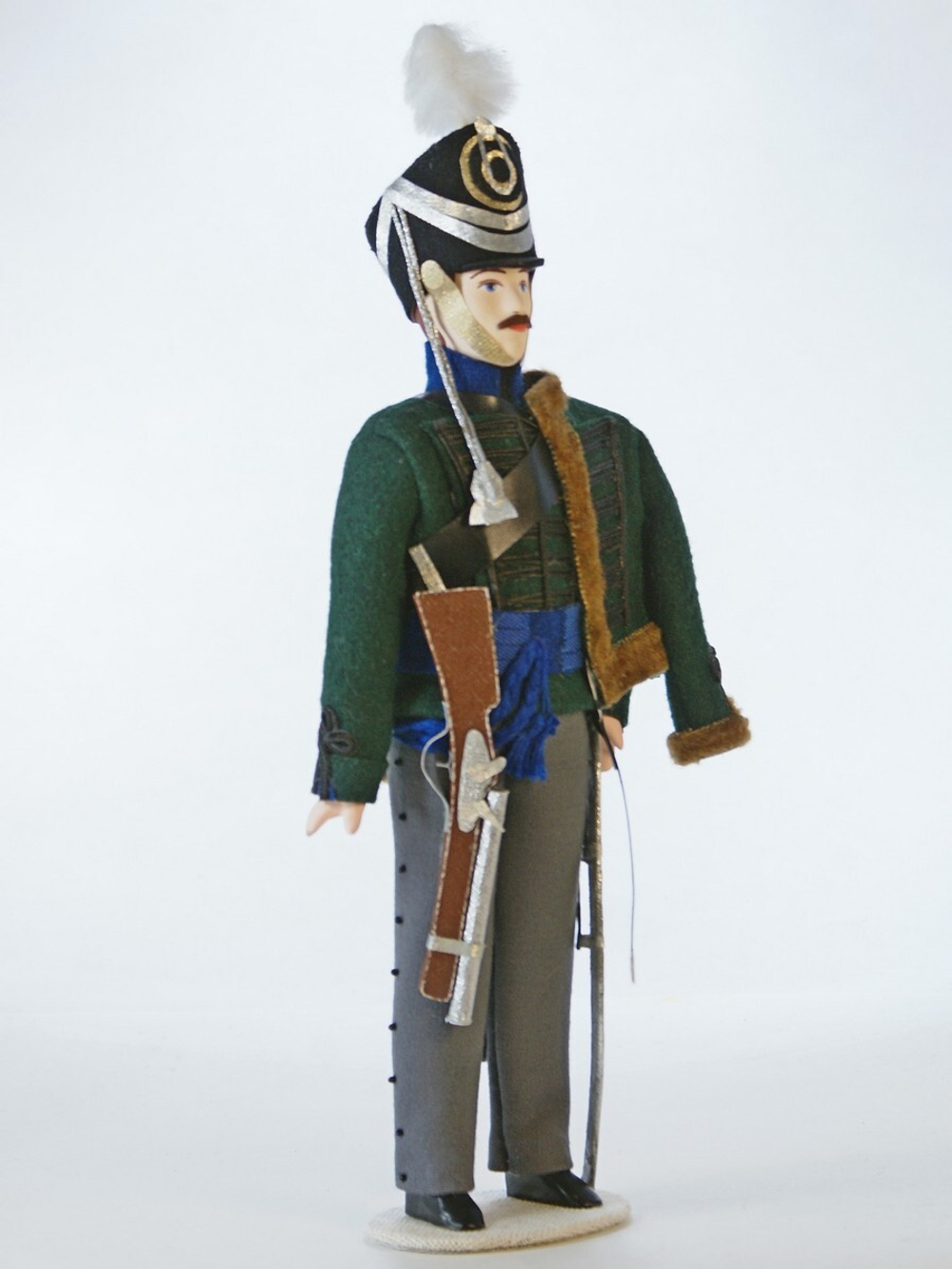 Кукла коллекционная Гусар российско-германского легиона