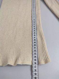 Джемпер Ostin светлый 42 размер