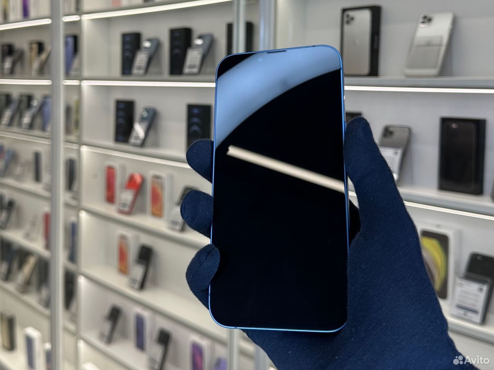 iPhone 13 256 ГБ б/у