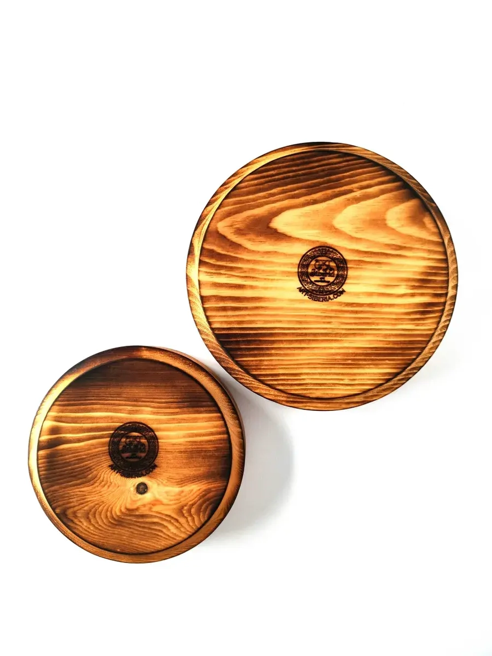 Набор деревянных тарелок из кедра