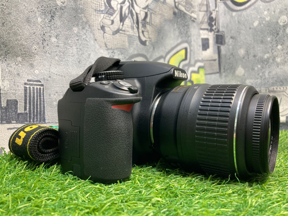 Nikon D3100 kit 18-55mm 3.5-5.6G VR 13.600 кадров