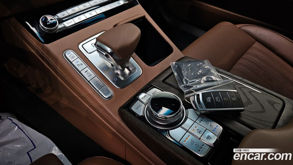 Genesis G90 3.8 AWD (05.2020)