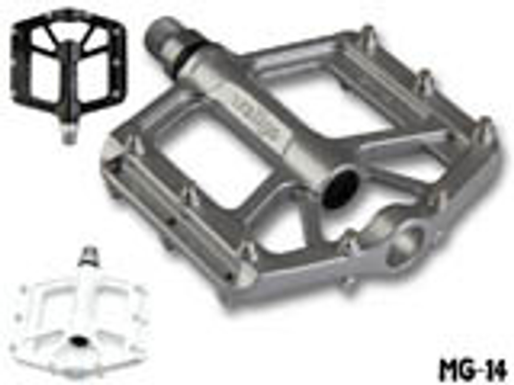 Педали WELLGO MG-14 цвет XTR, магниевые тонкие, промподшипники, 16 сменных шипов, ось cr-mo Ш9/16",