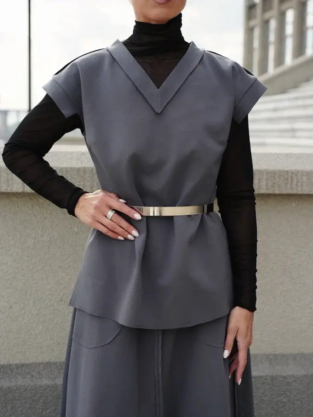 Жилет из джерси в дымчатом