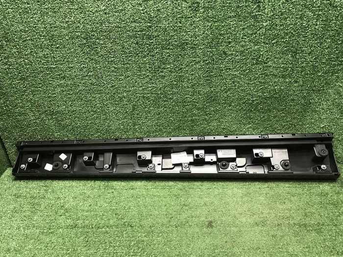 Накладка двери передняя RR Vogue 5 L460 (21-нв)