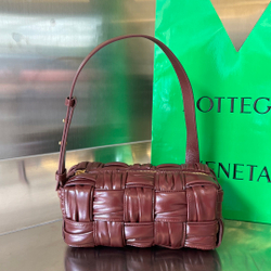 Bottega Veneta Small Brick Cassette 24 cm
