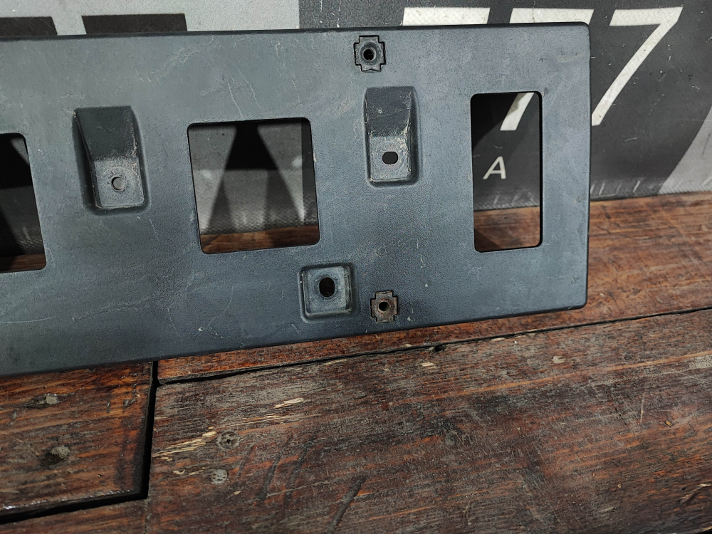 Площадка гос. номера Haval Dargo 22-нв Б/У Оригинал 2807100XKN04A