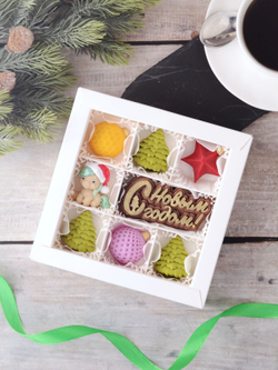 Шоколадный подарок "С Новым Годом" с лошадкой #1 / Конфеты ручной работы