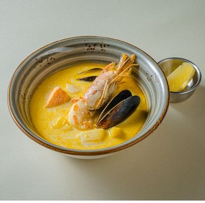 Сырный суп с морепродуктами