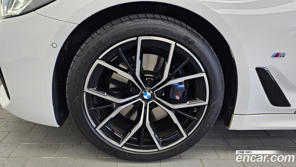BMW 5 Series (G30) 530i xDrive M Sports (08.2023)