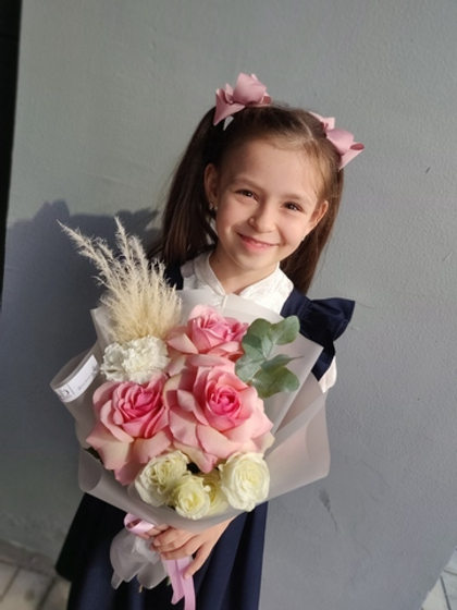 Нежный букет Барби