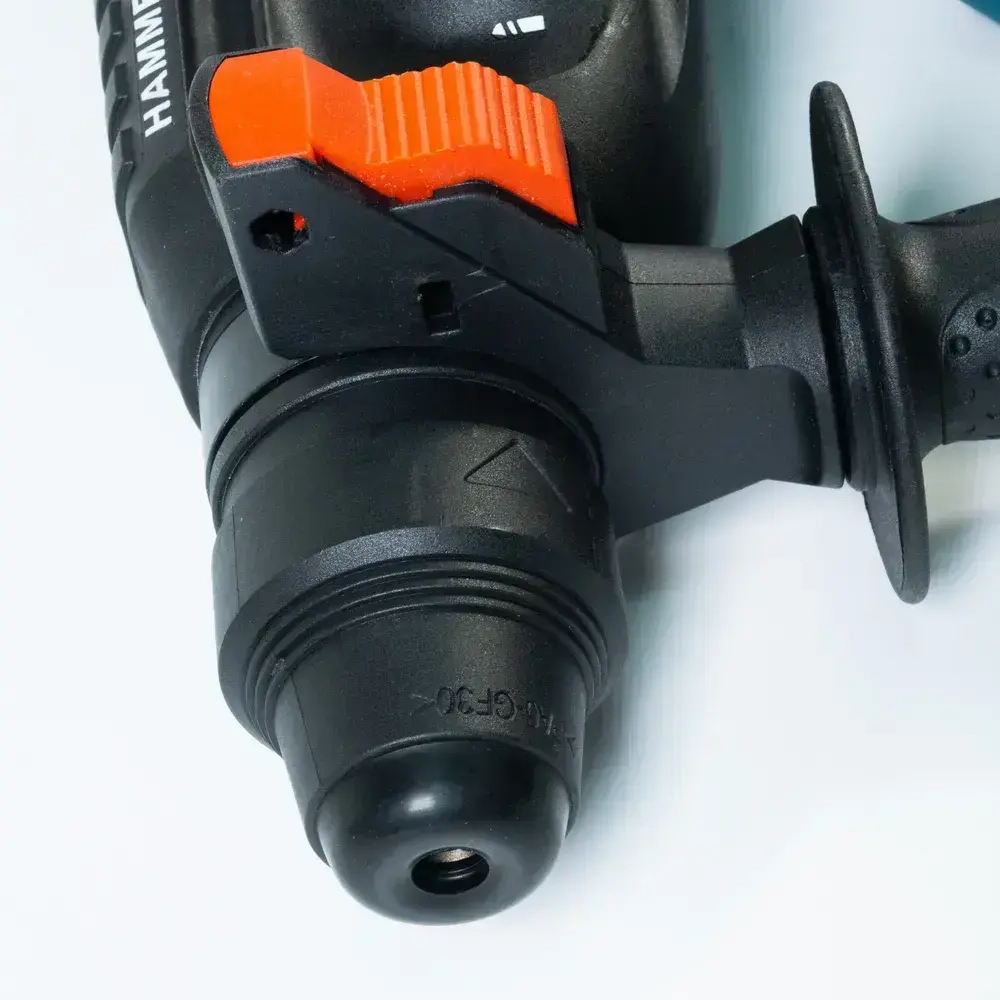 Makita Перфоратор 780 Вт, 2 акк.