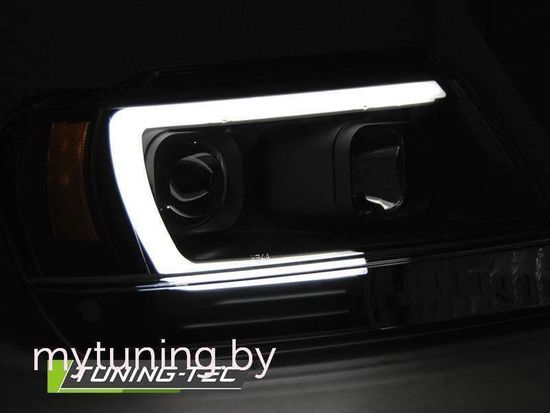 Передние фары Tube Light для Jeep Grand Cherokee WJ (99-05) Black