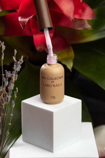 Камуфлирующая база Laro Nails Safe base 04 12ml