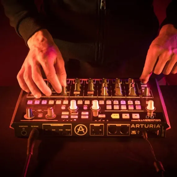 Arturia DrumBrute Impact 1984 Beige